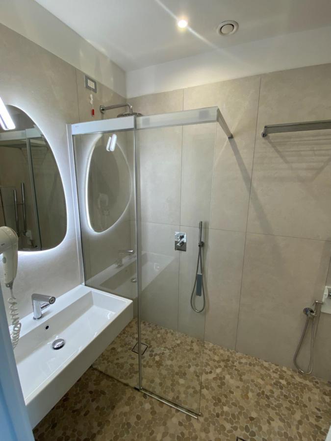 Hotel Golden Rimini Extérieur photo